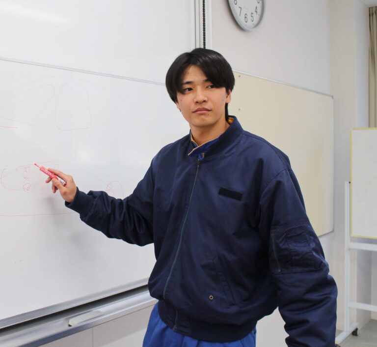 入学してすぐの挫折を経験した僕が、今は“教える側”を目指している理由